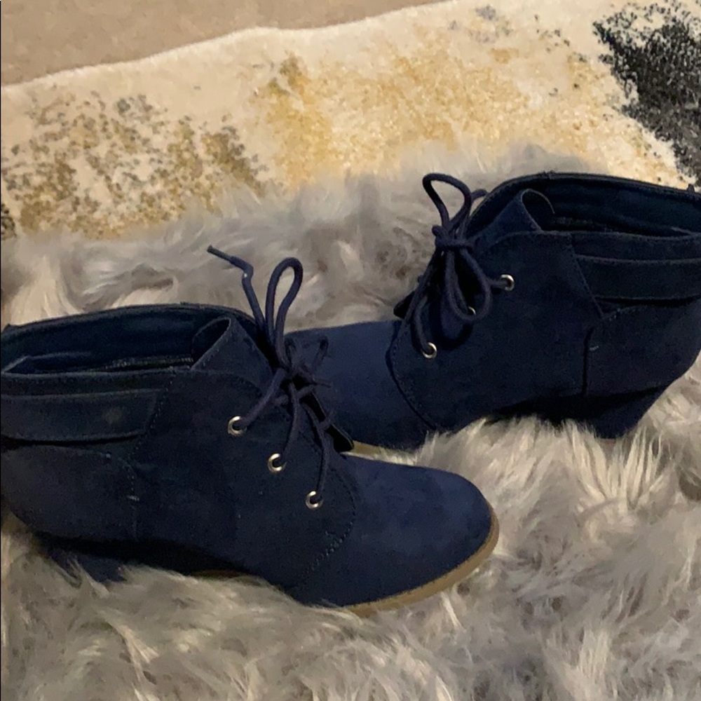 Wedges Boots - Picture 4 of 6